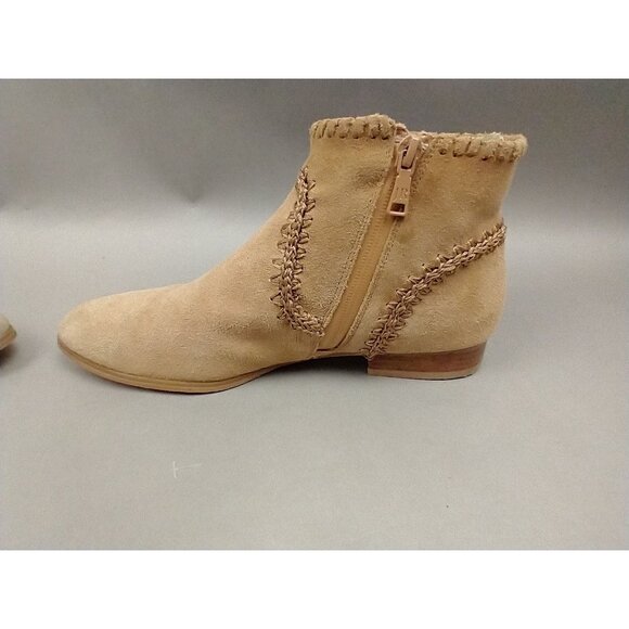 Jack Rogers Boots Womens 7 Tan Suede Embroidered Ankle Side Zip Low Heel - Picture 11 of 13